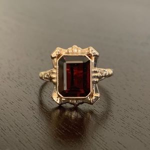 Vintage Solid 10k Emerald Cut Garnet Ring